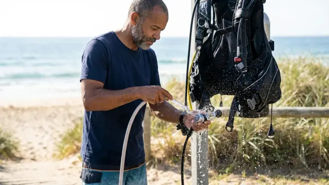 Step 1: Post-Dive Freshwater Rinse (Within 2 Hours of Surfacing)