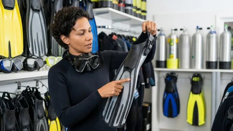 How Scuba Fin Materials Work